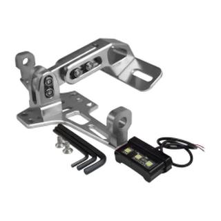 Porta Placas Deportivo Aluminio K8 Color Plata Con Luz